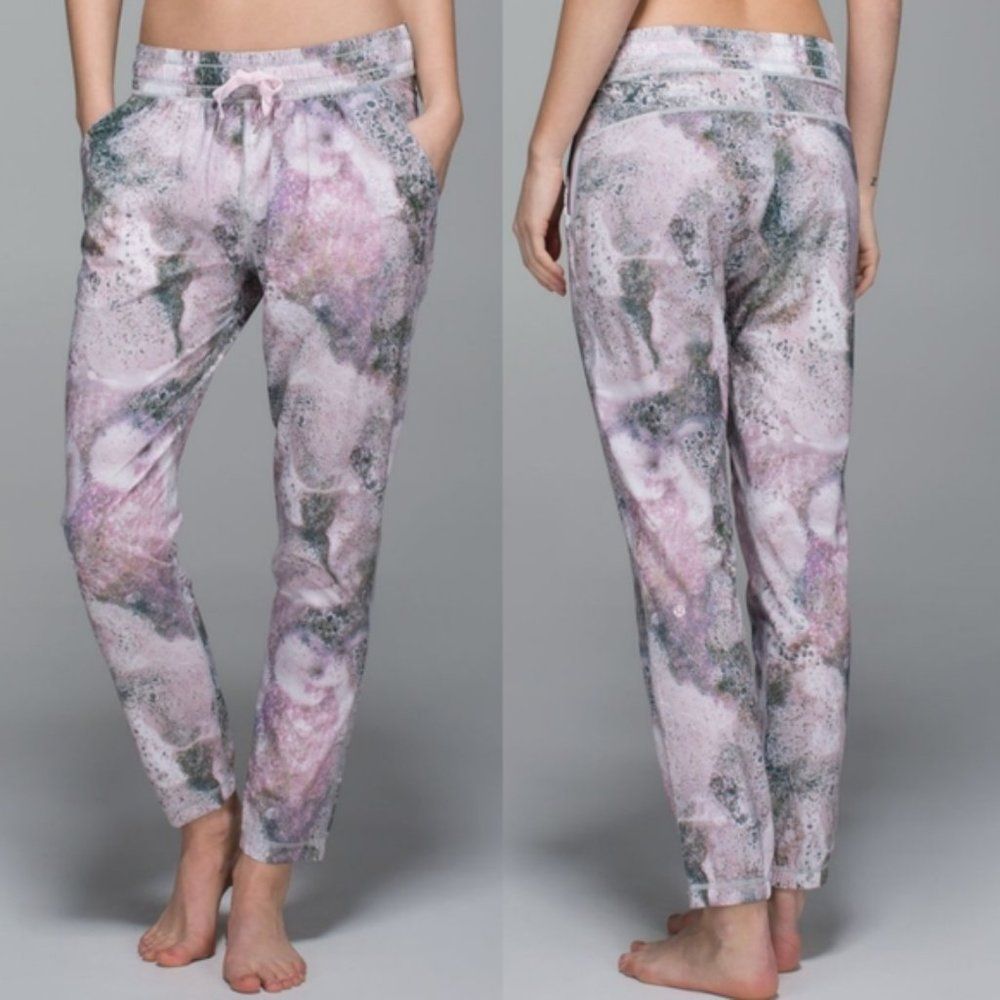 Lululemon Namaskar II Pant Sugar Crush Jogger Pants Sz 4